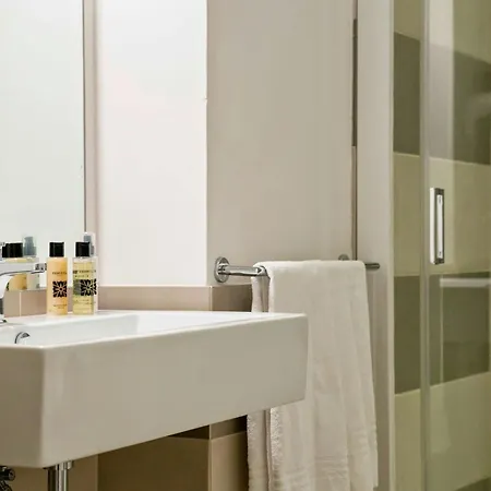 فندق مبيت وإفطار Domus Dejana 3*