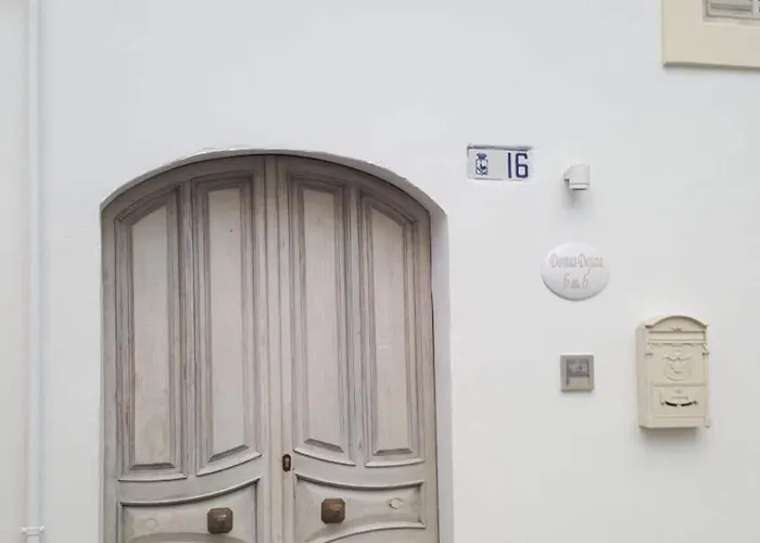 Domus Dejana Bed & Breakfast Gallipoli