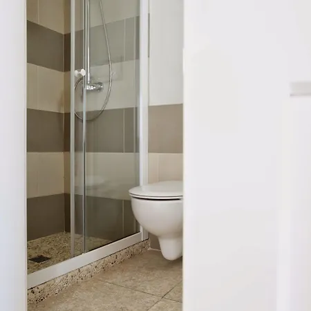 Domus Dejana Oda ve Kahvaltı 3*